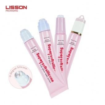 tube de gloss avec applicateur en silicone