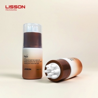 Flacon applicateur en silicone pour soins du cuir chevelu