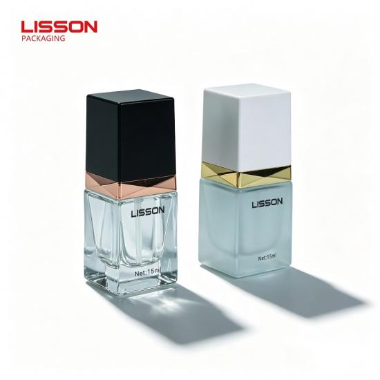 Flacon pompe carré de luxe en verre de 15 ml