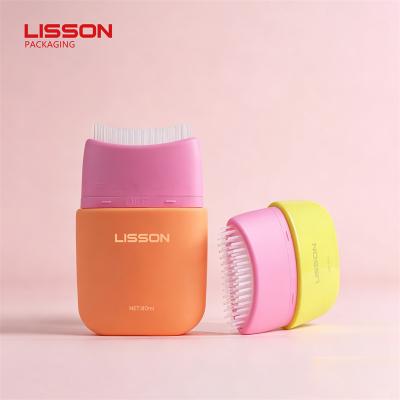 Pourquoi les flacons en plastique avec applicateurs peigne sont essentiels pour les sérums capillaires